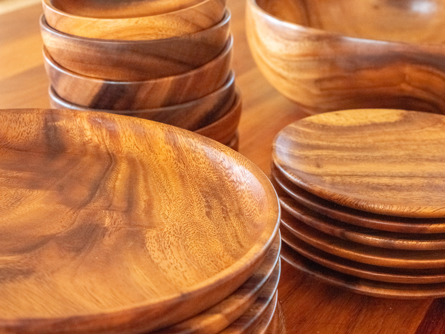 Monkeypod Dinner Sets image 2