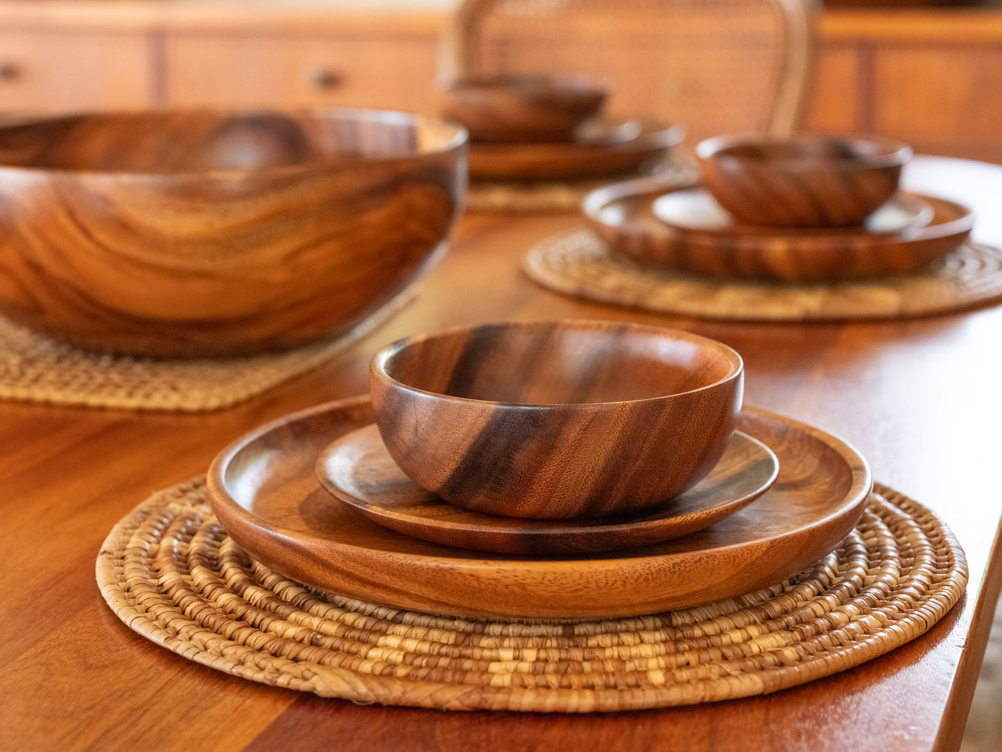 Monkeypod Dinner Sets image 0